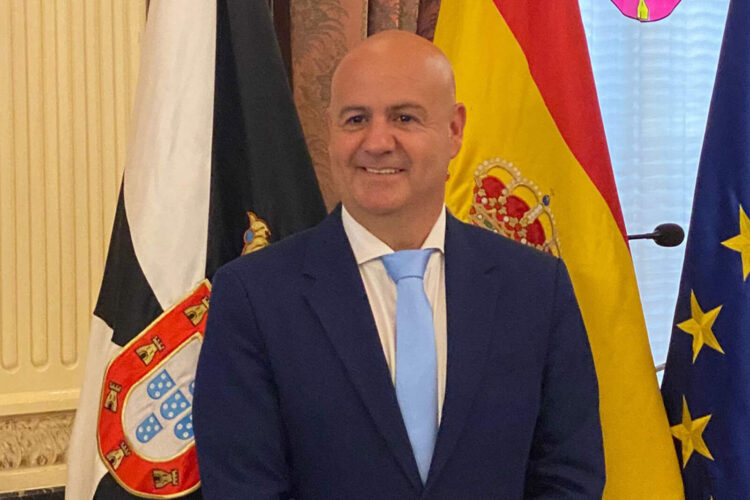 Defender a Ceuta, está por encima de las siglas