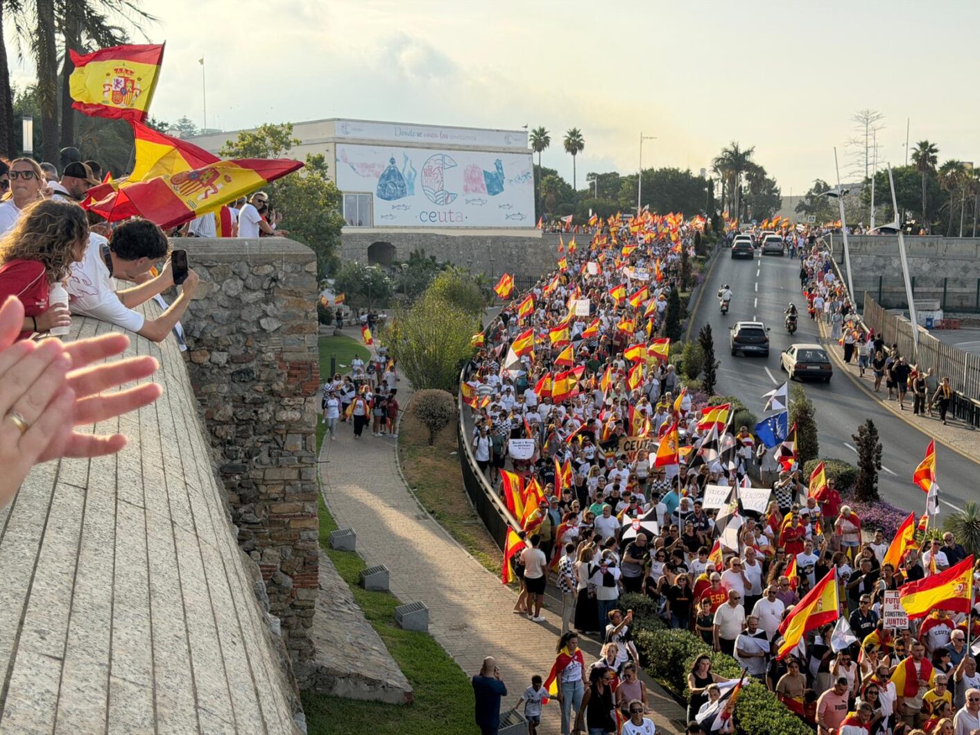 Imágenes-ceuta-dice-basta-miles-ceuties-toman-calles-exigir-soluciones Image 2026-09-02 at 19.25.25 (1)