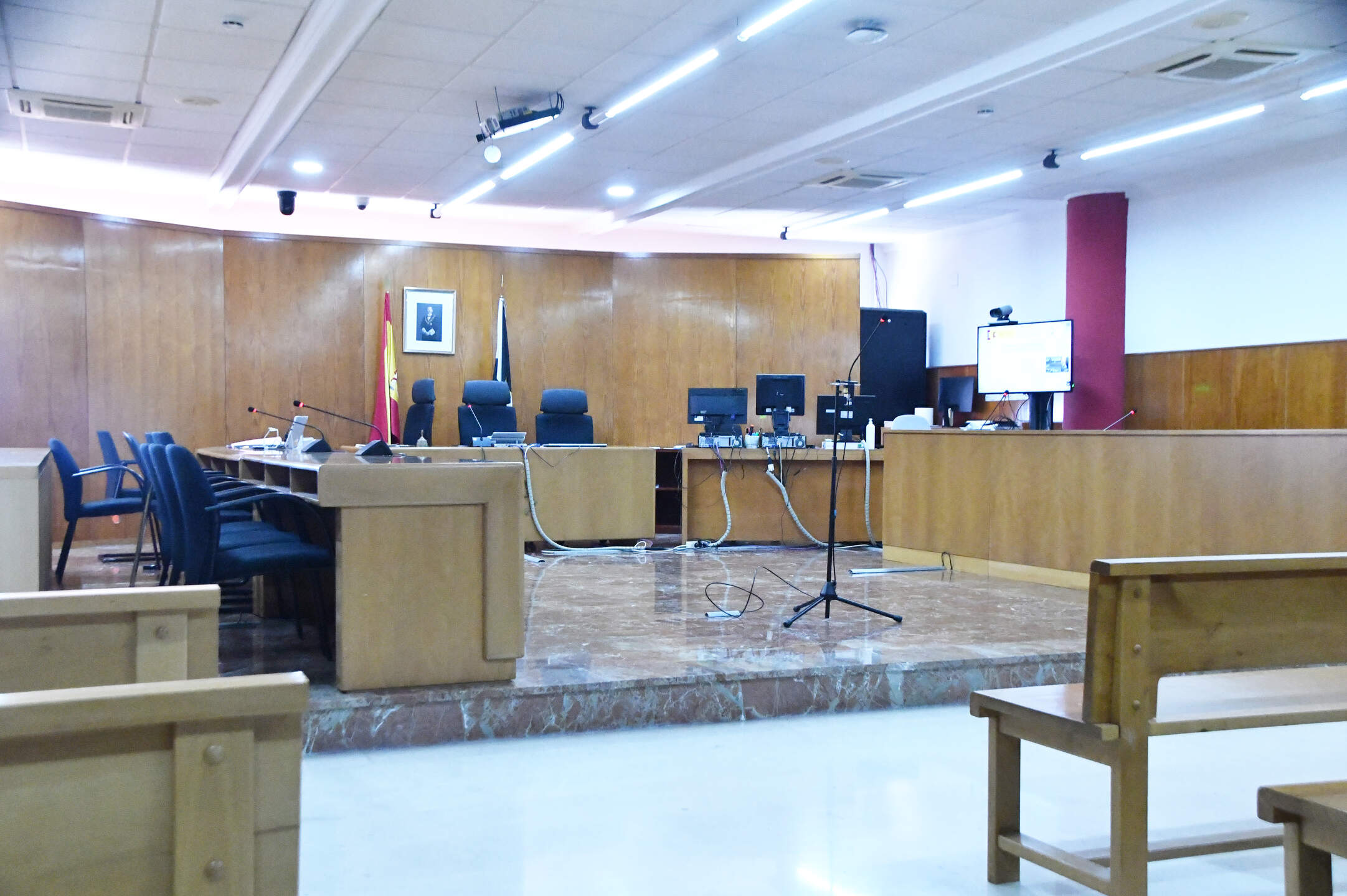 La Audiencia absuelve a los 4 acusados de estafar a un marroquí con la venta de una casa en Juan Carlos I