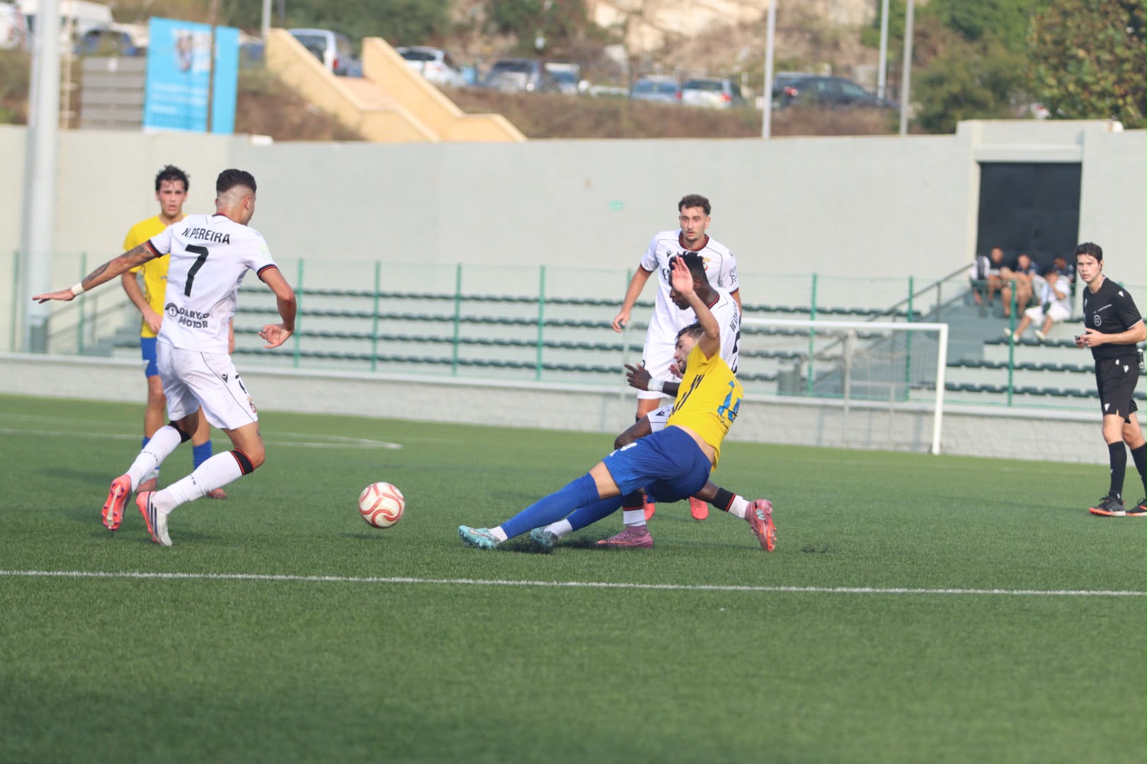 El Ceuta B cae ante la UD Tomares en casa (0-1)