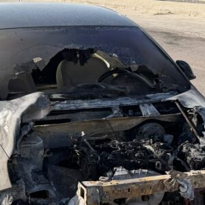 coche-quemado-rosales-2